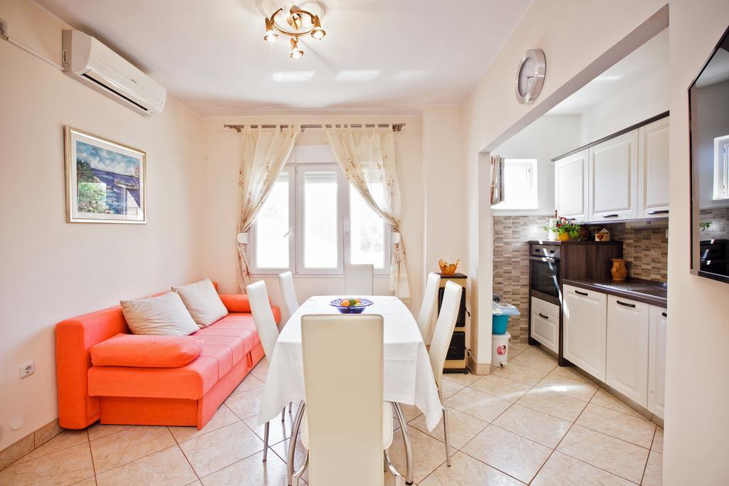 Villa Stana Vinisce Bagian luar foto