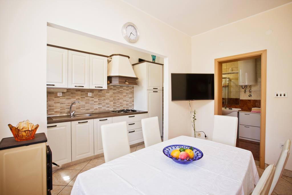 Villa Stana Vinisce Bagian luar foto