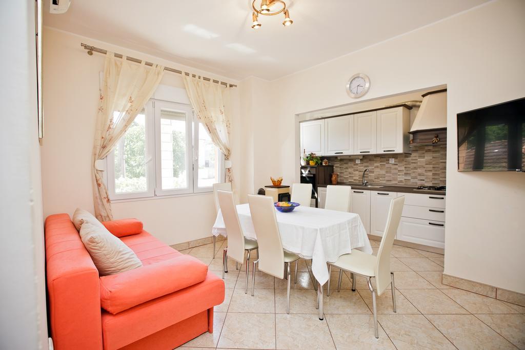 Villa Stana Vinisce Bagian luar foto