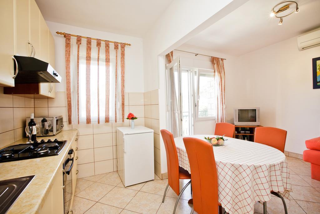 Villa Stana Vinisce Bagian luar foto