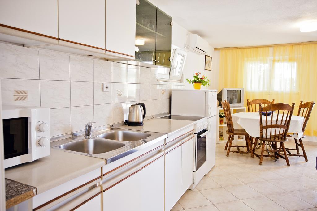 Villa Stana Vinisce Bagian luar foto