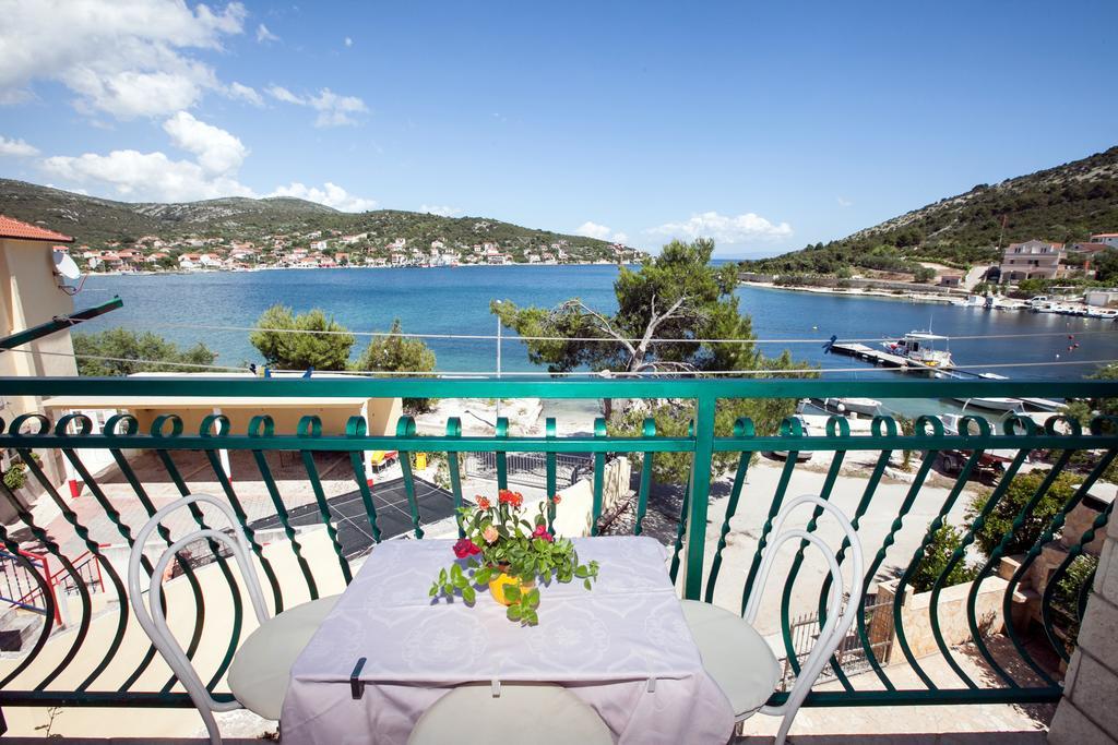 Villa Stana Vinisce Bagian luar foto