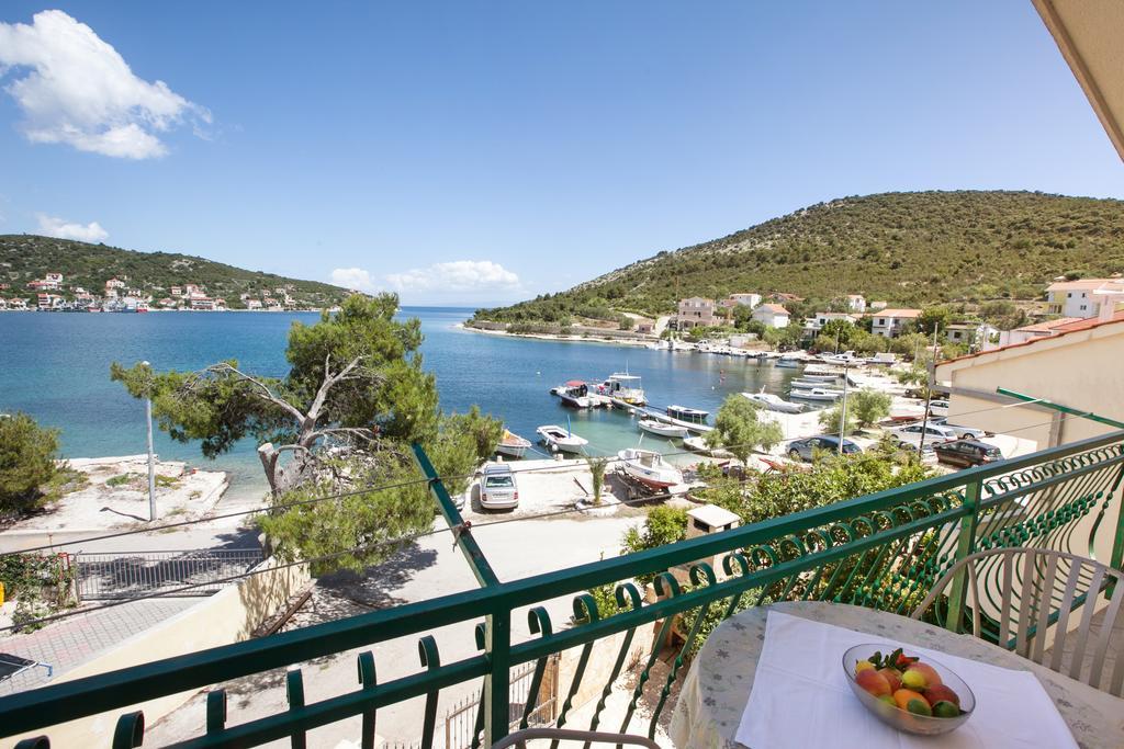 Villa Stana Vinisce Bagian luar foto