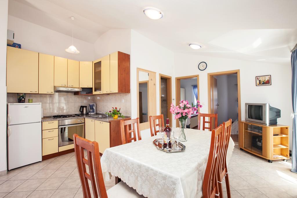 Villa Stana Vinisce Bagian luar foto